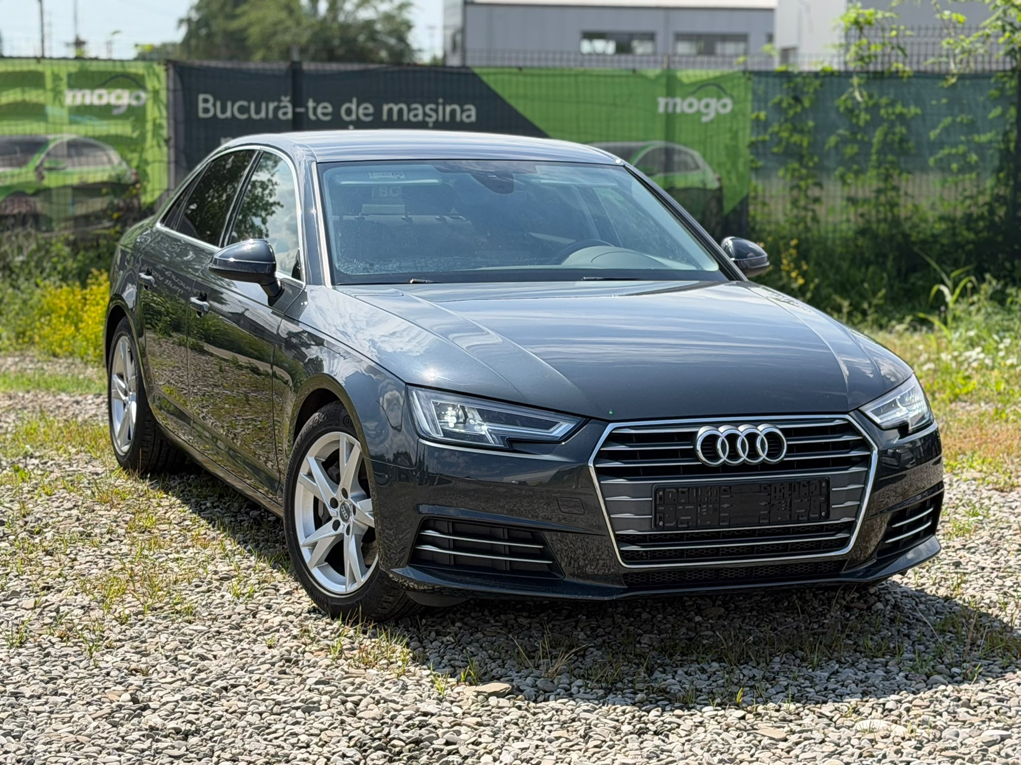 Audi A 4 Sport-Line